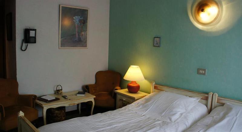 Hostellerie Sainte-Cecile Exterior photo